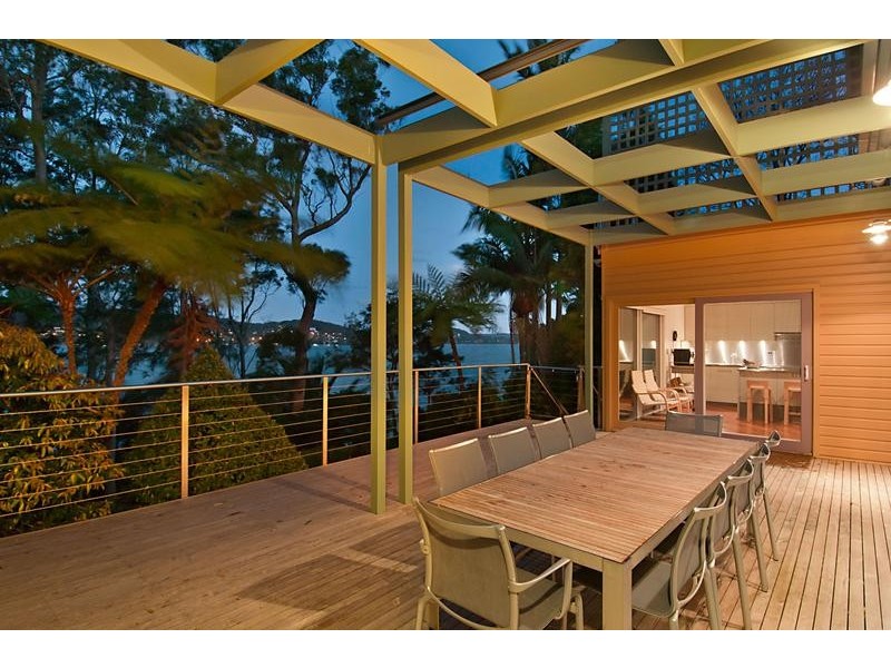 19 Albany Street, Point Frederick NSW 2250