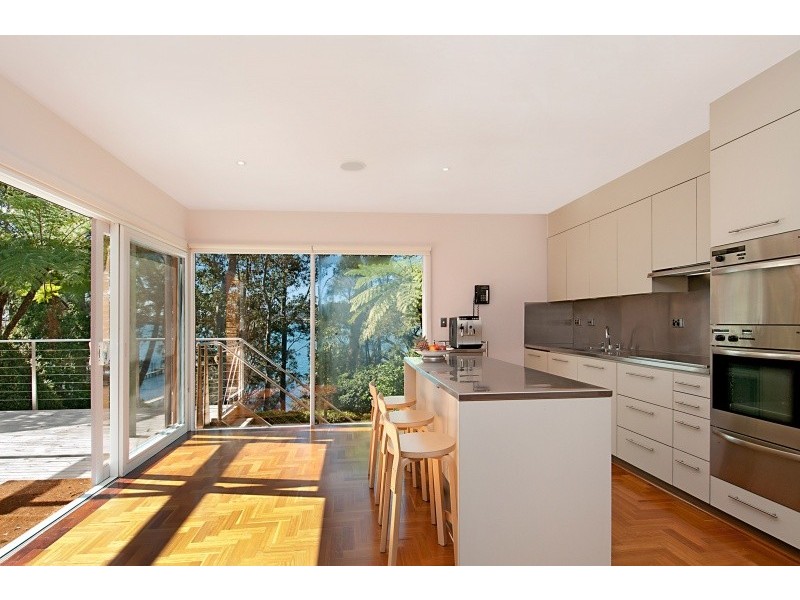 19 Albany Street, Point Frederick NSW 2250