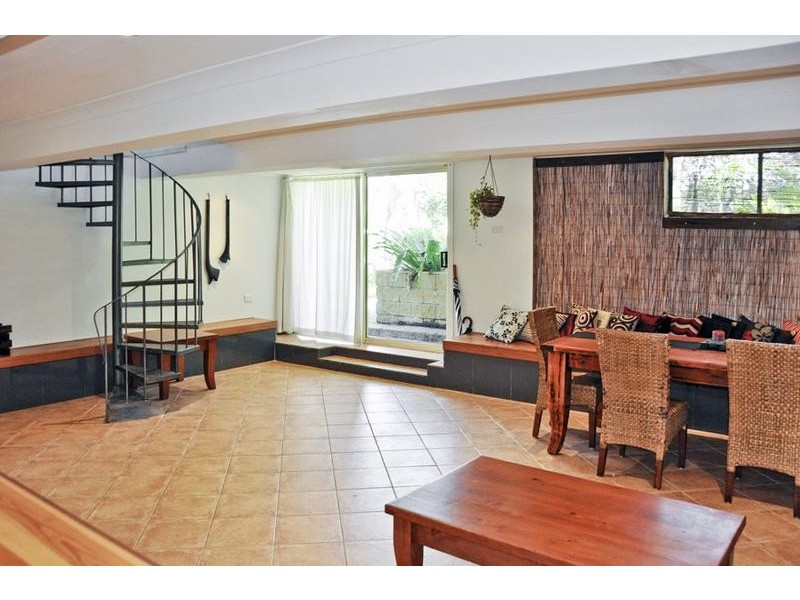 410 Avoca Drive, Green Point NSW 2251