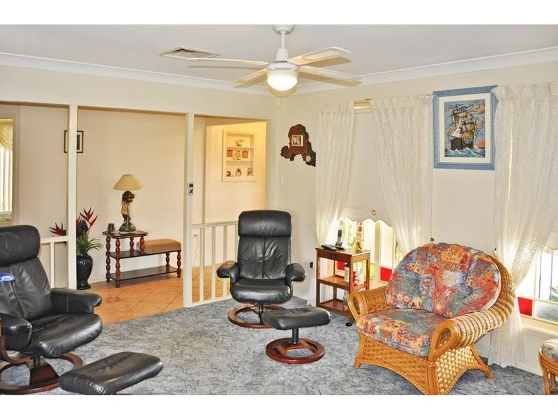 34 Bomaderry Crescent, Glenning Valley NSW 2261