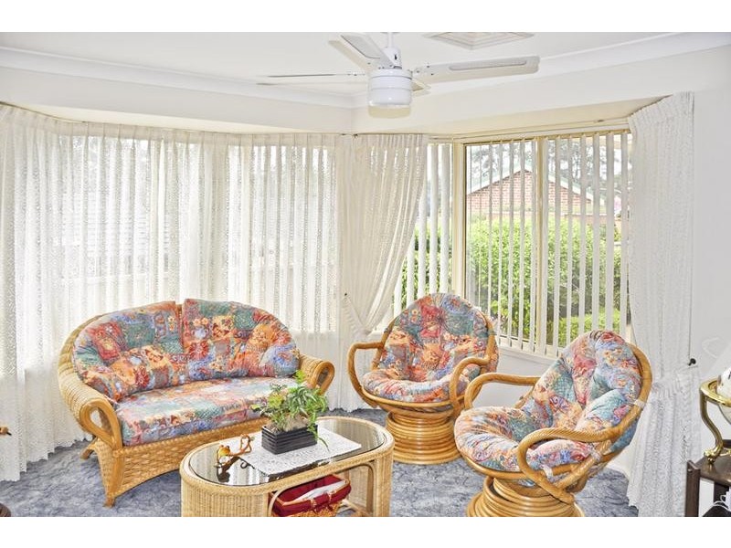 34 Bomaderry Crescent, Glenning Valley NSW 2261