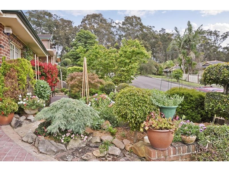 34 Bomaderry Crescent, Glenning Valley NSW 2261