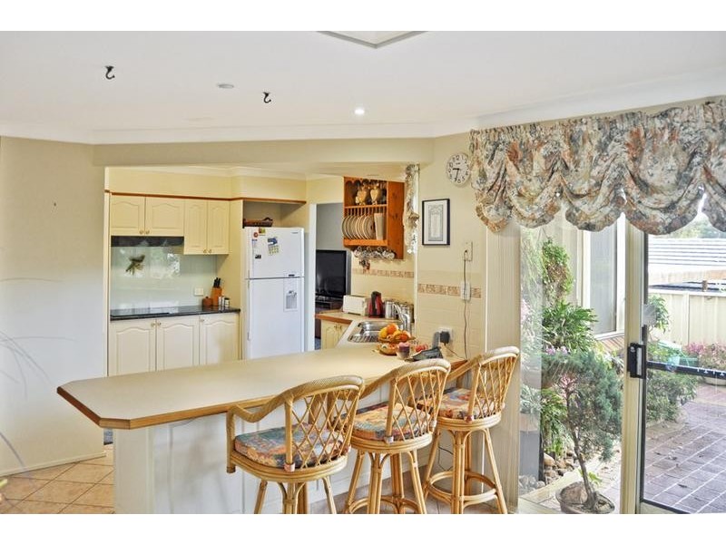 34 Bomaderry Crescent, Glenning Valley NSW 2261