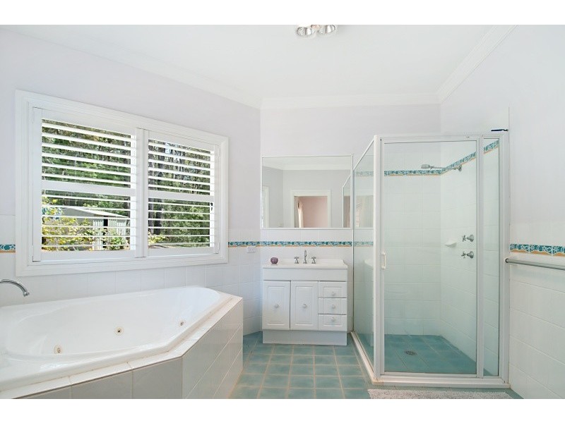 5 Avoca Valley Way, Kincumber NSW 2251