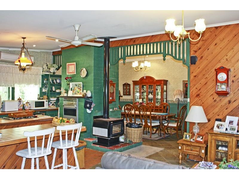 182 Peach Orchard Road, Fountaindale NSW 2258