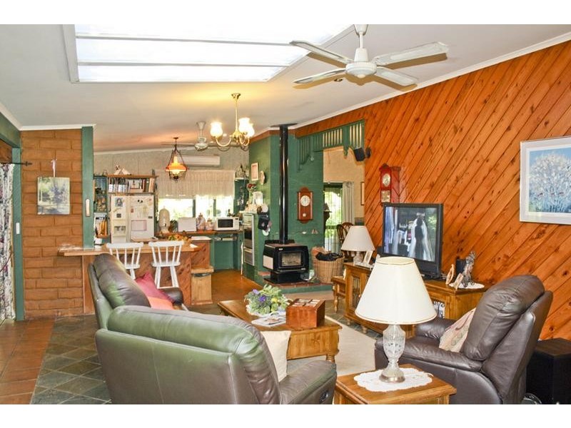 182 Peach Orchard Road, Fountaindale NSW 2258