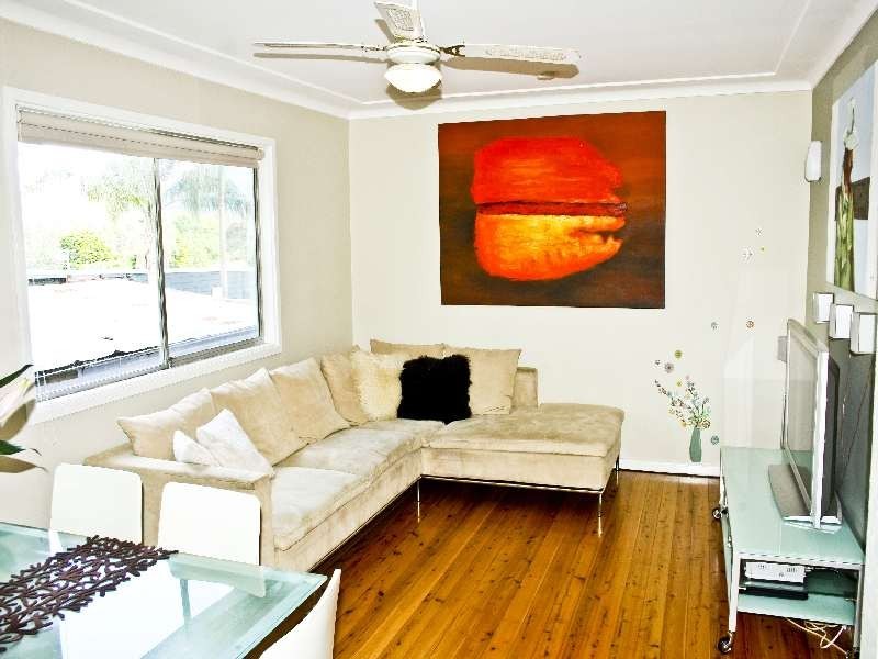 30 Dakara Avenue, Erina NSW 2250