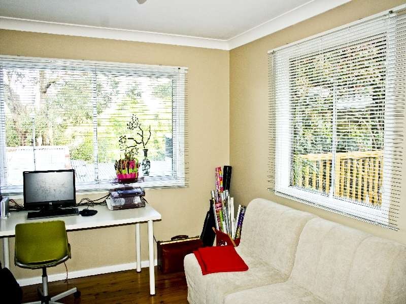 30 Dakara Avenue, Erina NSW 2250
