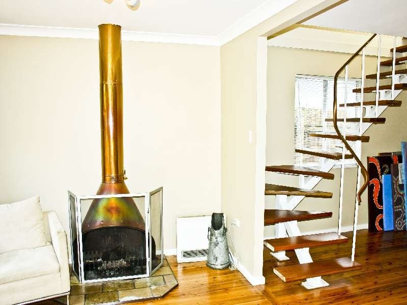 30 Dakara Avenue, Erina NSW 2250