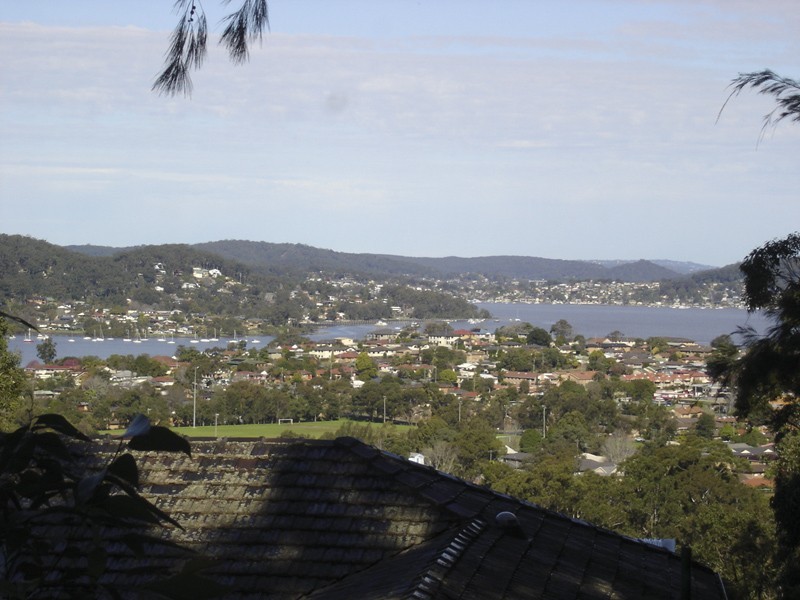 16 Rubie Crescent, East Gosford NSW 2250