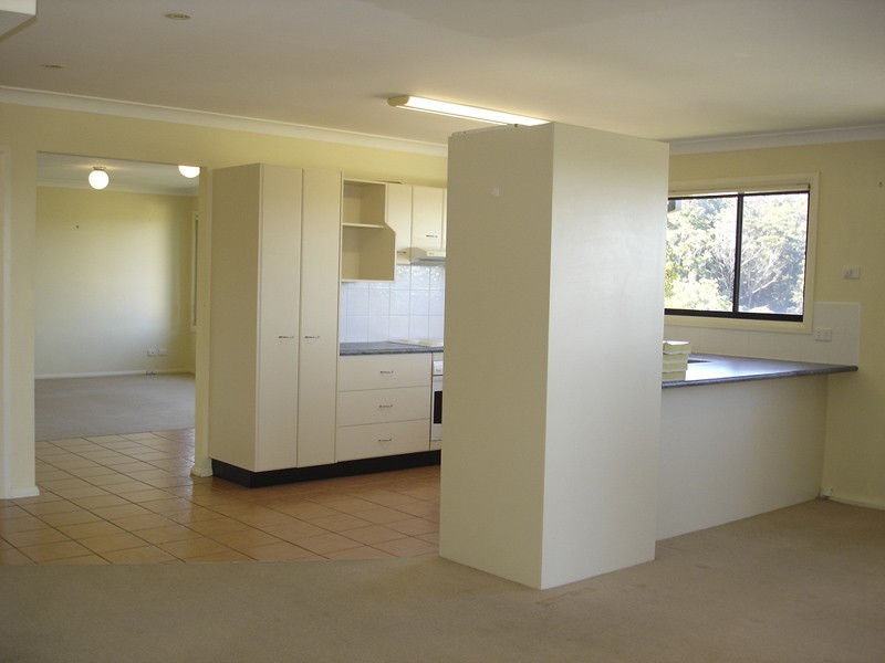16 Rubie Crescent, East Gosford NSW 2250