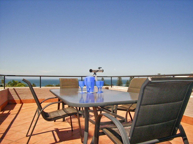 4/32 Campbell Cres, Terrigal NSW 2260