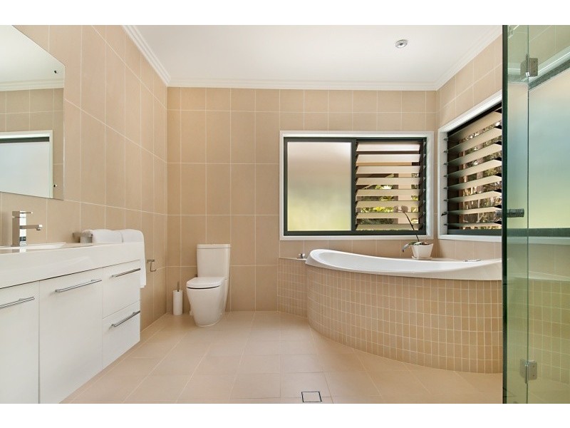 13 Avoca Valley Way, Kincumber NSW 2251