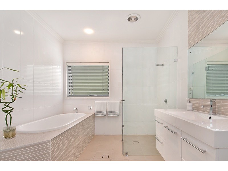 13 Avoca Valley Way, Kincumber NSW 2251
