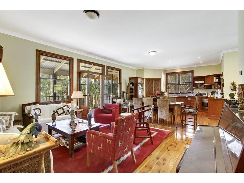 402 The Entrance Road, Erina Heights NSW 2260