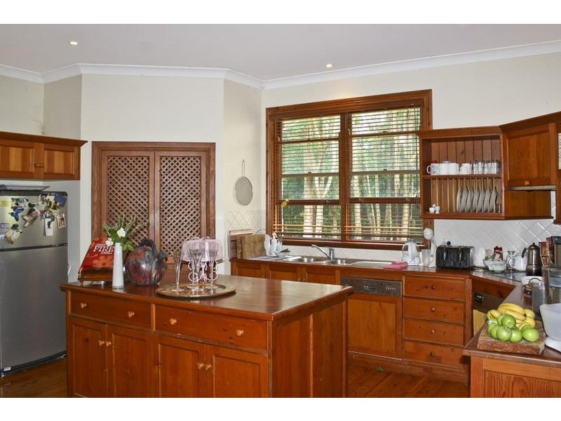 402 The Entrance Road, Erina Heights NSW 2260