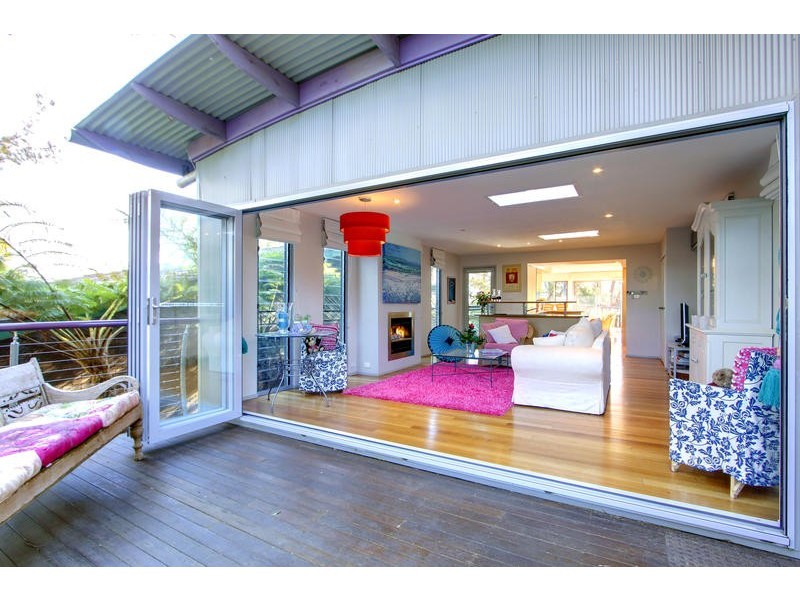 51 Barry Street, Bateau Bay NSW 2261