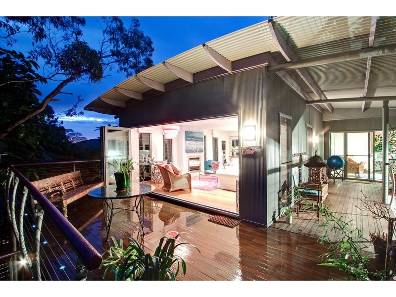 51 Barry Street, Bateau Bay NSW 2261