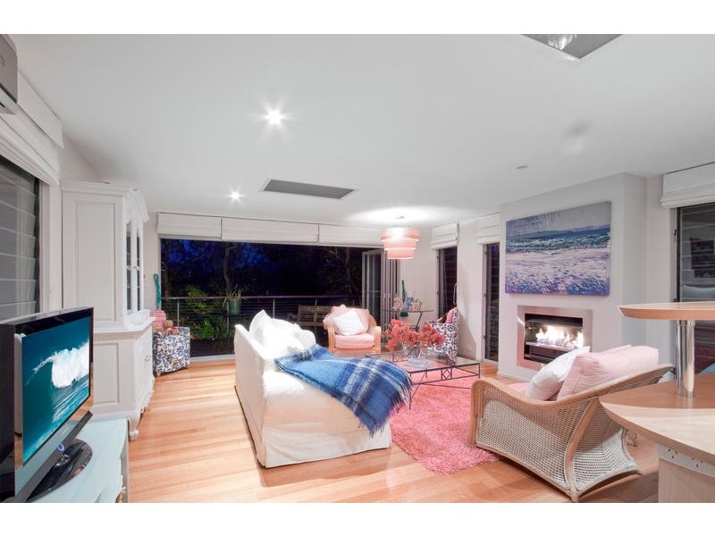 51 Barry Street, Bateau Bay NSW 2261