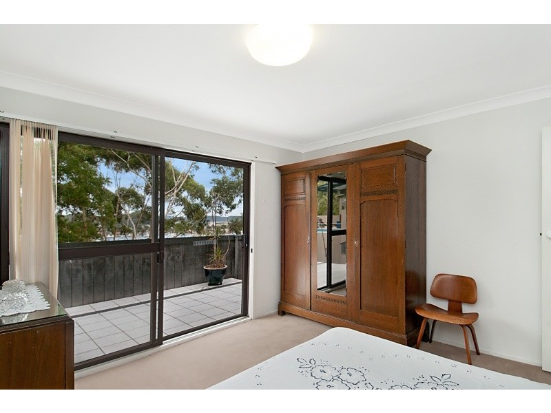 110 Daley Avenue, Daleys Point NSW 2257