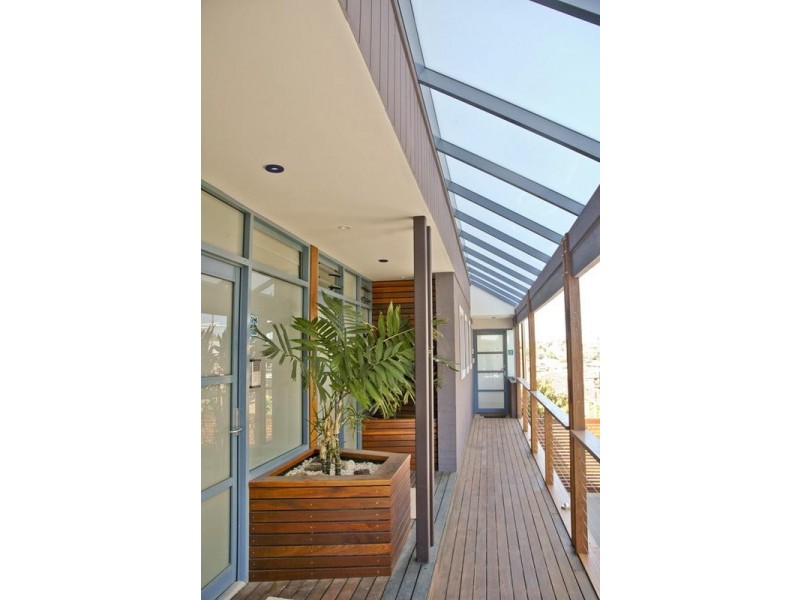 2/20 Barnhill Road, Terrigal NSW 2260