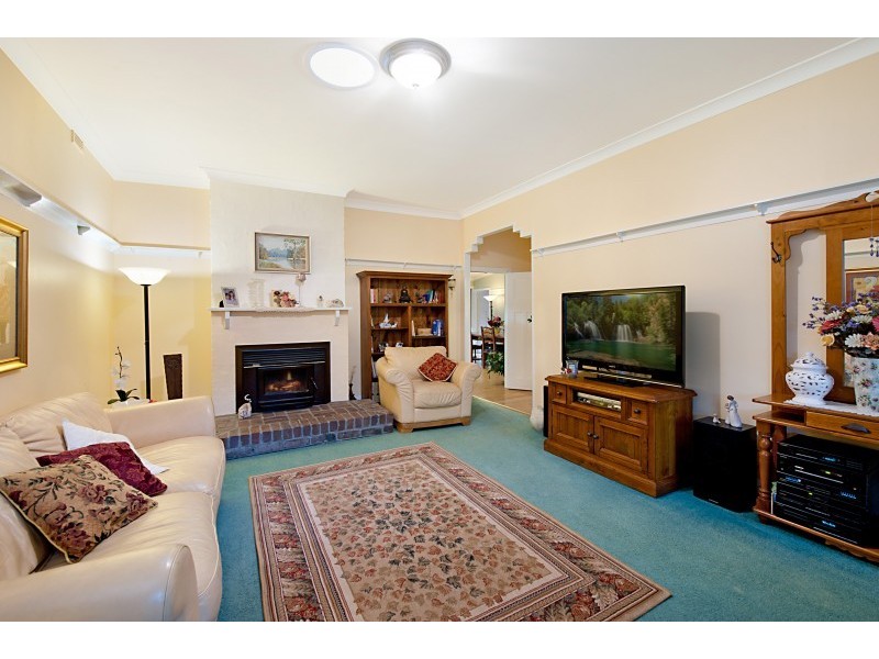 135 Excelsior Street, Lisarow NSW 2250
