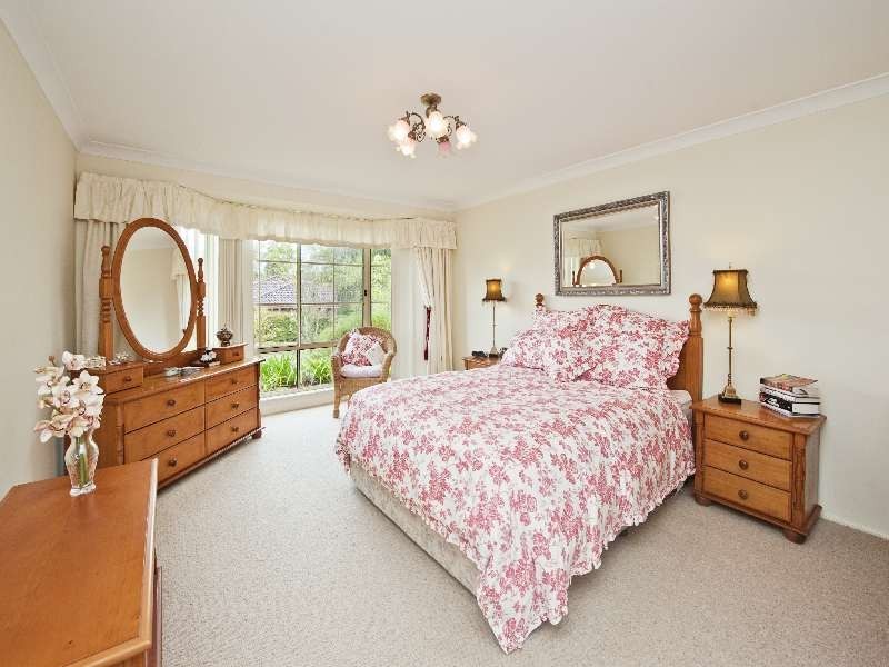 72 Cambourn Drive, Lisarow NSW 2250