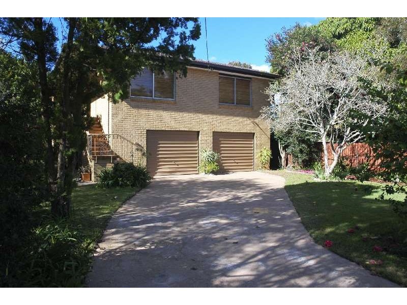 1 Eulalia Avenue, Point Frederick NSW 2250