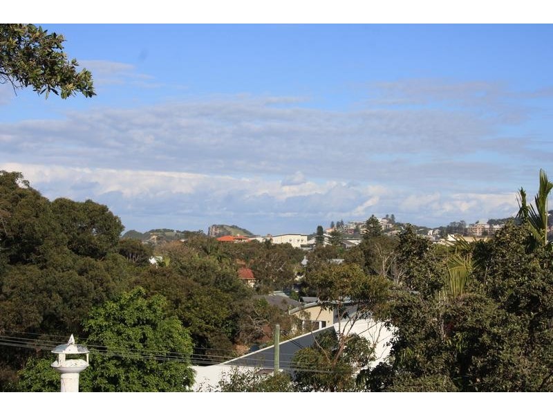 56 Lakeview Rd, Wamberal NSW 2260
