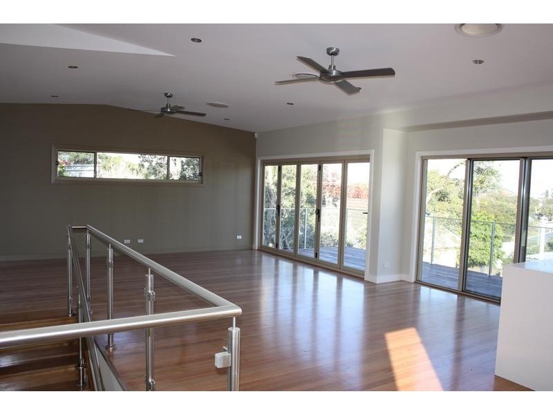 56 Lakeview Rd, Wamberal NSW 2260