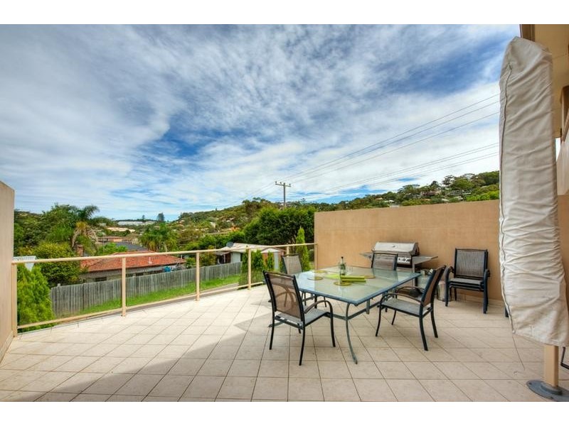 2/22 Kurrawyba Avenue, Terrigal NSW 2260