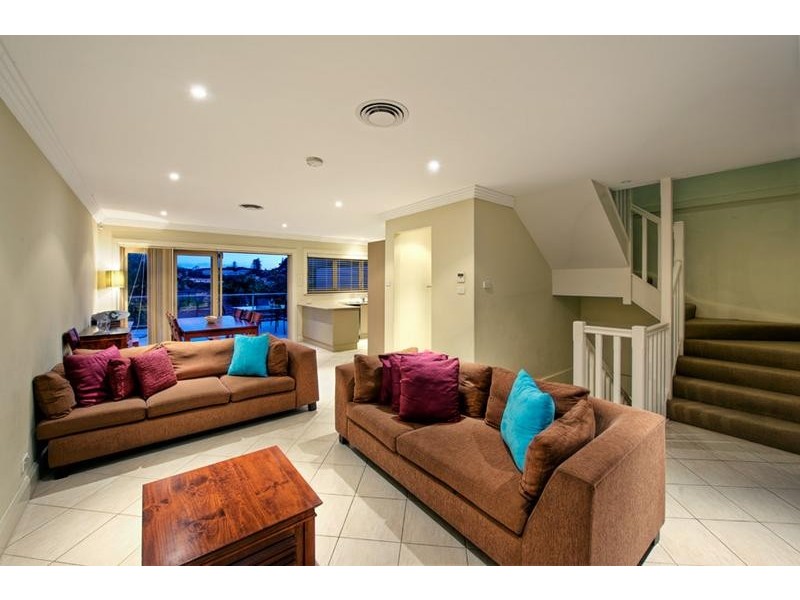 2/22 Kurrawyba Avenue, Terrigal NSW 2260