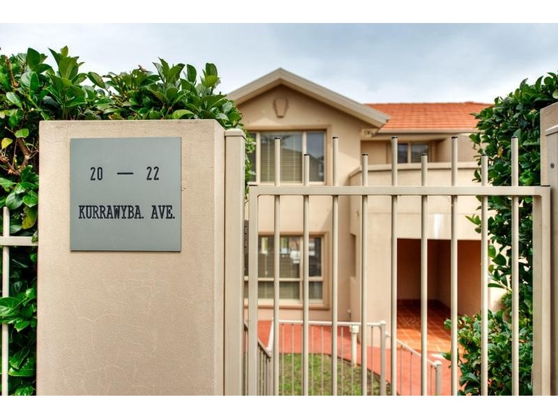 2/22 Kurrawyba Avenue, Terrigal NSW 2260