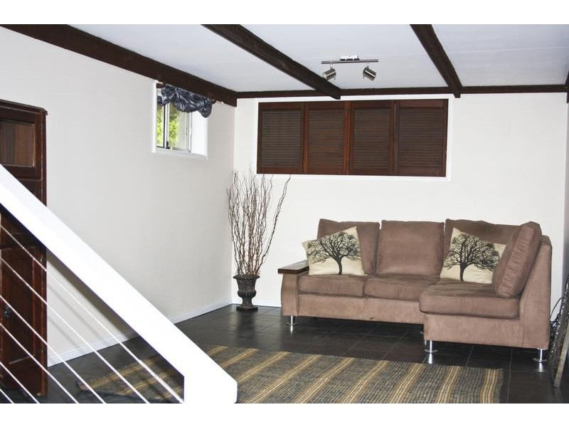 31 Adam Street, Narara NSW 2250