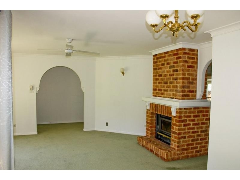 5 Noonan Point Avenue, Point Clare NSW 2250