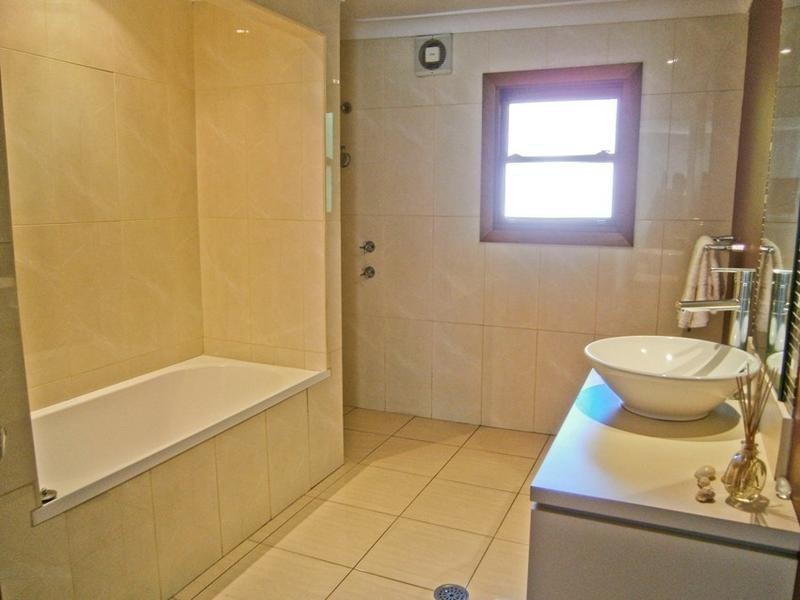 111 Maidens Brush Road, Wyoming NSW 2250