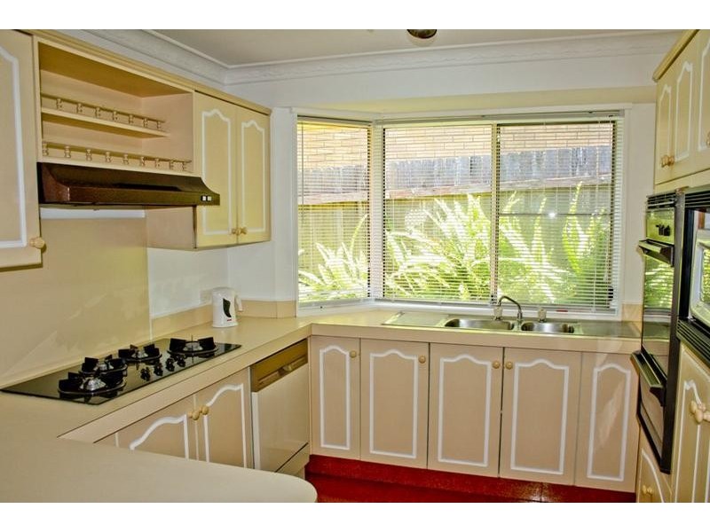 5 Noonan Point Road, Point Clare NSW 2250