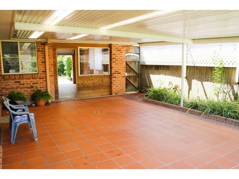 5 Noonan Point Road, Point Clare NSW 2250