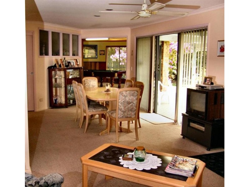 2 Barinya Lane, Springfield NSW 2250