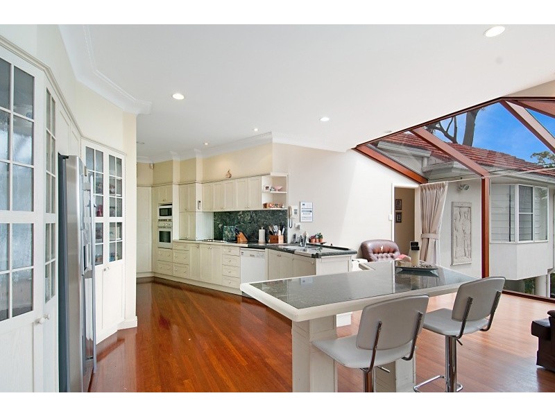 295 Avoca Drive, Green Point NSW 2251