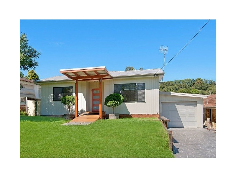 70 Patrick Crescent, Saratoga NSW 2251