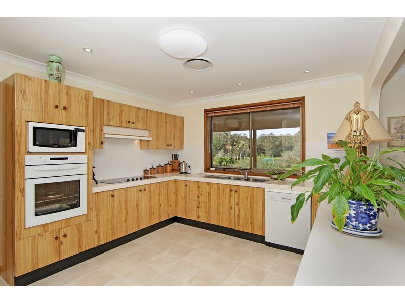 8 Grandview Street, Shelly Beach NSW 2261