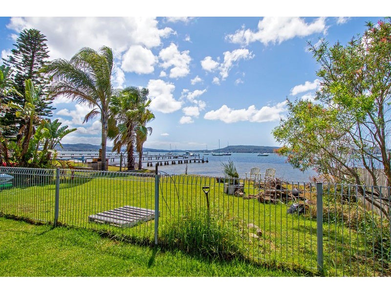 16 Brisbane Water Drive, Koolewong NSW 2256