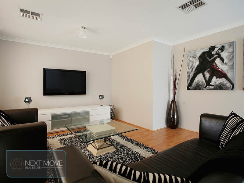 37 Norkus Way, Willagee WA 6156