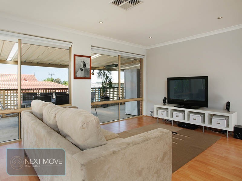 37 Norkus Way, Willagee WA 6156