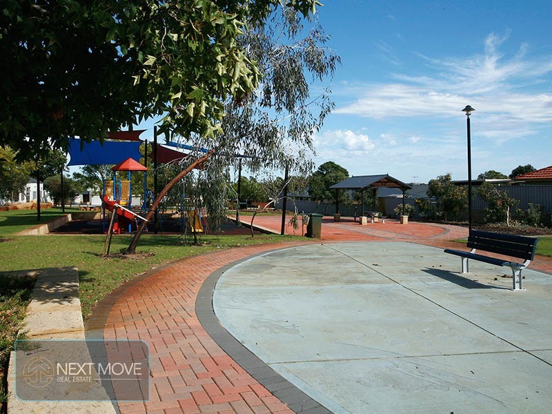 8 Boulter Street, Willagee WA 6156