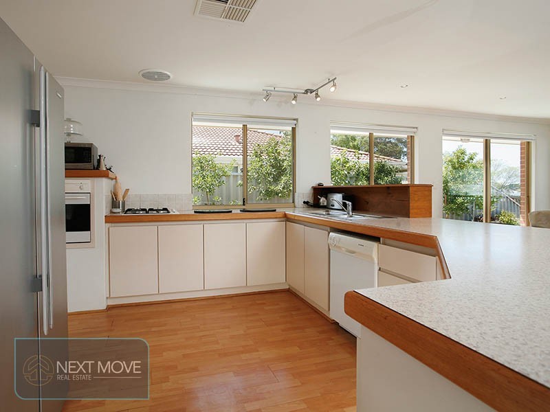 37 Norkus Way, Willagee WA 6156