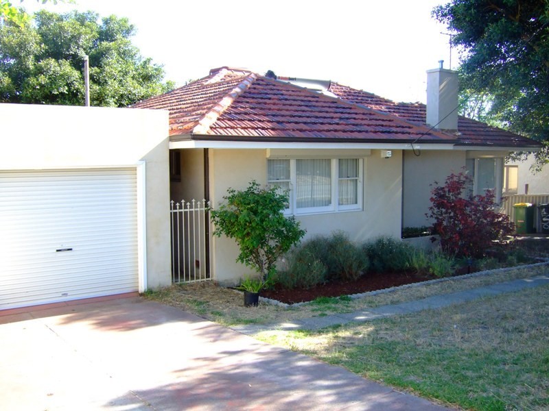 139 Leach Highway, Willagee WA 6156