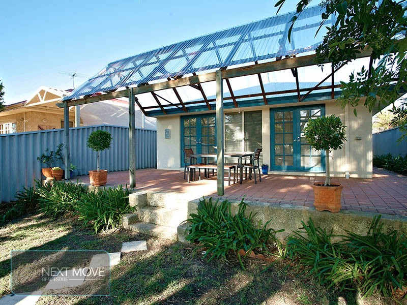 30 Bartlett Street, Willagee WA 6156