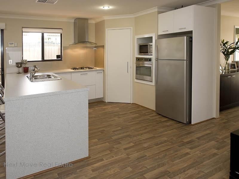 5 Cox Court, Willagee WA 6156